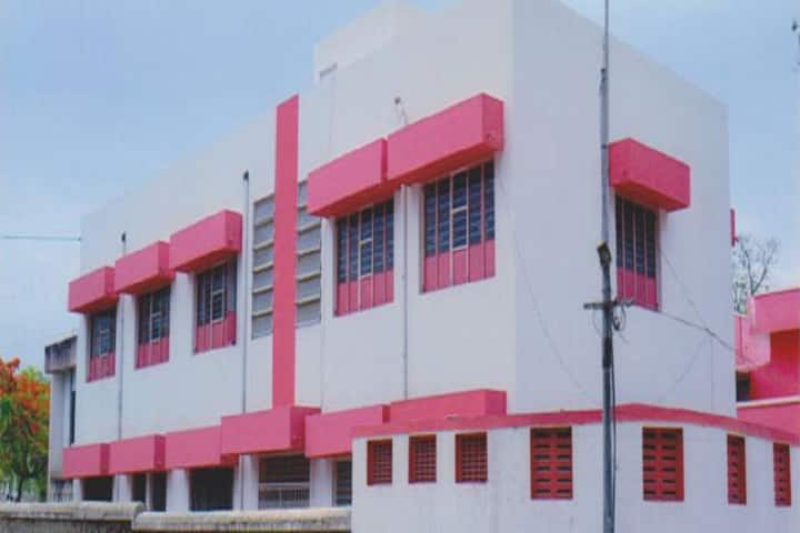 Mahatma Gandhi Vidyamandirs Karmaveer Bhausaheb Hiray Law College campus in Nashik, Maharashtra, India — photo 2