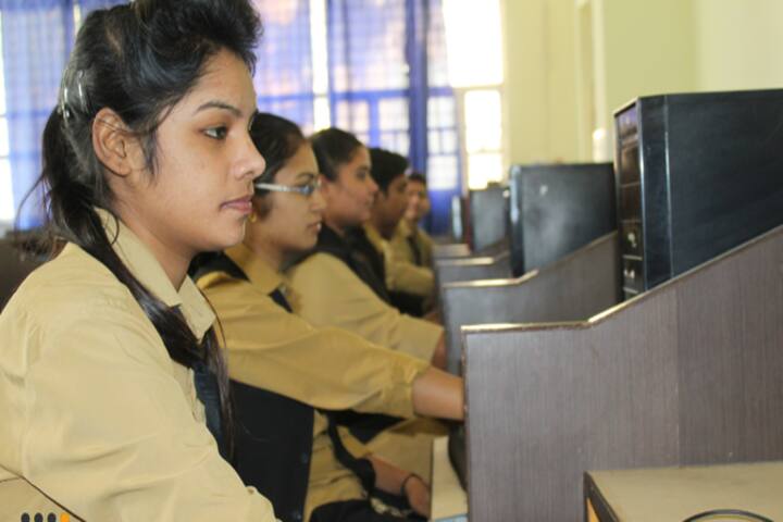 Subharti Polytechnic College campus in Meerut, Uttar Pradesh, India — photo 5