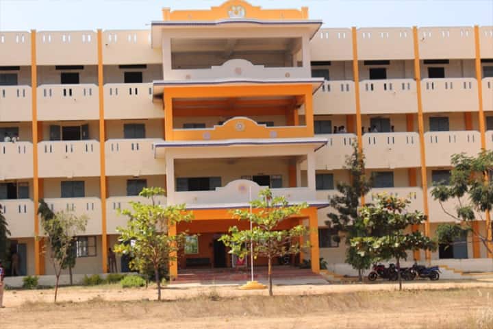 Sri Annai Polytechnic College campus in Vellore, Tamil Nadu, India — photo 1
