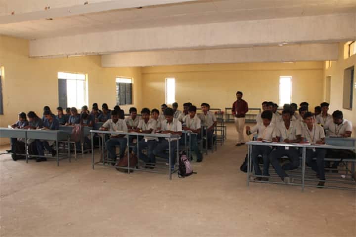 Sri Annai Polytechnic College campus in Vellore, Tamil Nadu, India — photo 2