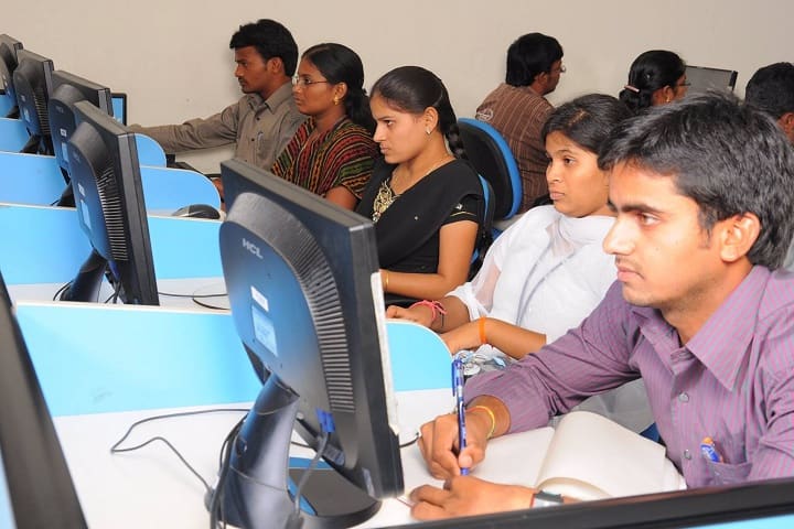AM Reddy Memorial College of Pharmacy campus in Narasaraopet, Andhra Pradesh, India — photo 6