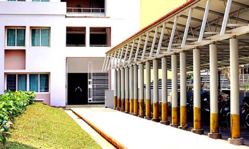 Smt Nagarathnamma College of Nursing campus in Bangalore, Karnataka, India — photo 1
