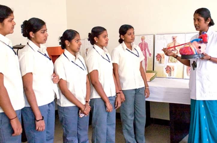 Smt Nagarathnamma College of Nursing campus in Bangalore, Karnataka, India — photo 2