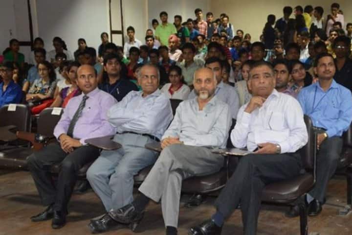 Anangpuria Law School campus in Faridabad, Haryana, India — photo 4