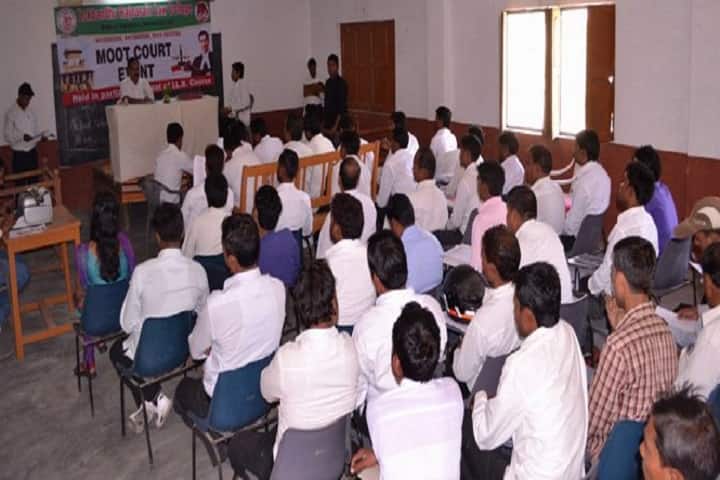 Lokbandhu Rajnarayana Law College campus in Gangapur, Uttar Pradesh, India — photo 2