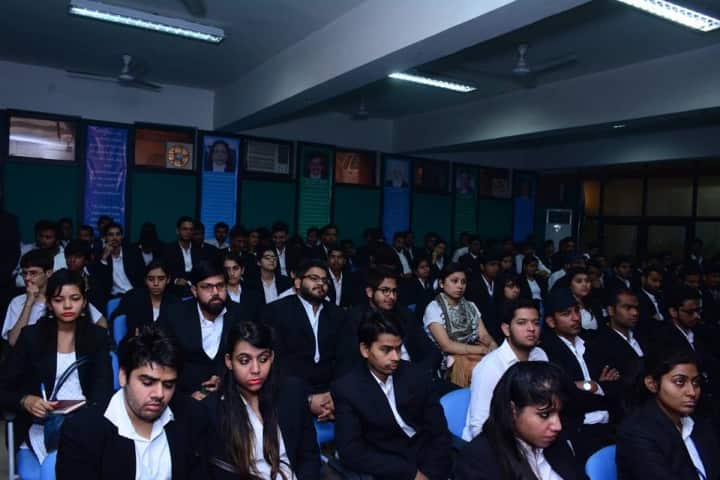 Lloyd Law College campus in Greater Noida, Uttar Pradesh, India — photo 2