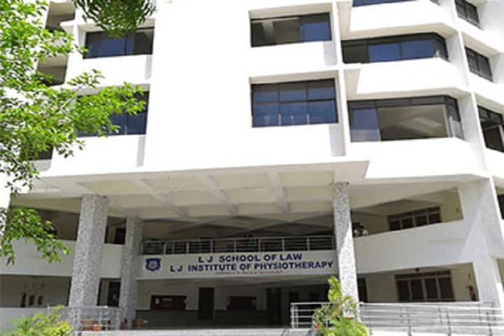 LJ School of Law campus in Ahmedabad, Gujarat, India — photo 1