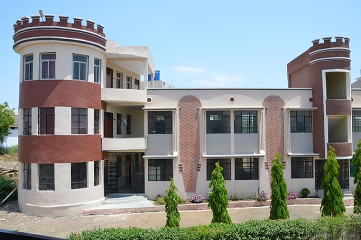 Liberal College of Law campus in Indore, Madhya Pradesh, India — photo 1