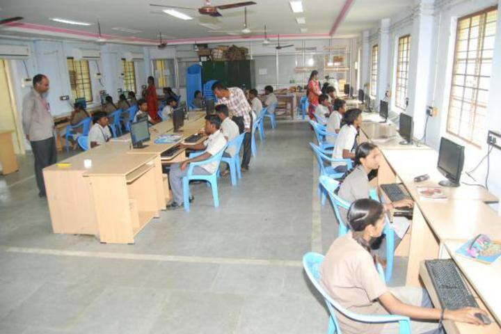 Thanthai Periyar EV Ramasamy Government Polytechnic College campus in Vellore, Tamil Nadu, India — photo 5