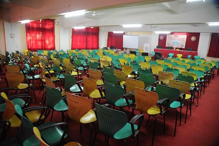 Bharat Ratna Indira Gandhi College of Engineering campus in Solapur, Maharashtra, India — photo 2