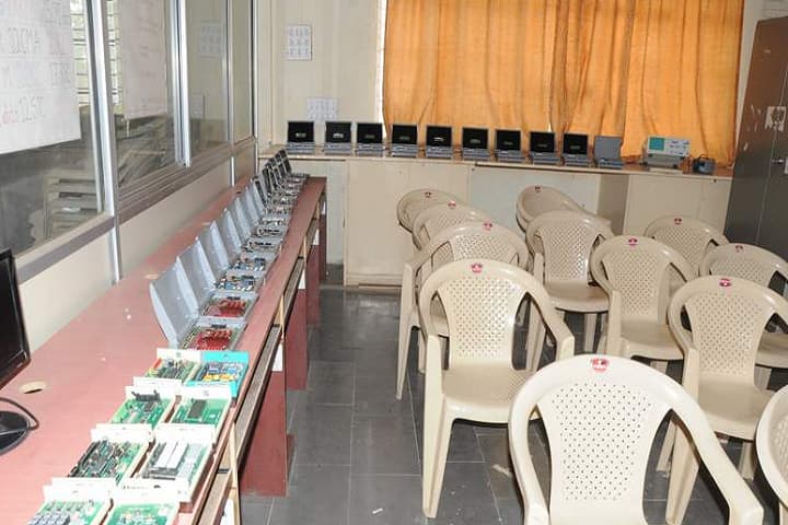 Bharat Ratna Indira Gandhi College of Engineering campus in Solapur, Maharashtra, India — photo 5