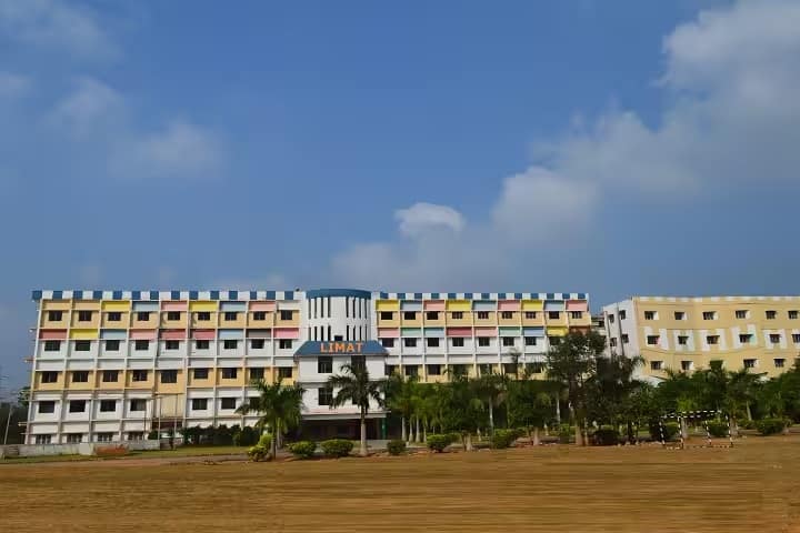 Lingayas Institute of Management and Technology campus in Vijayawada, Andhra Pradesh, India — photo 1