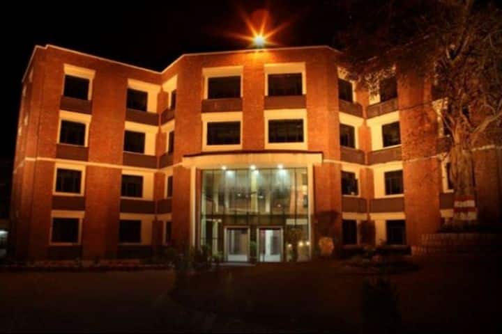 IMS Unison University, Dehradun campus in Dehradun, Uttarakhand, India