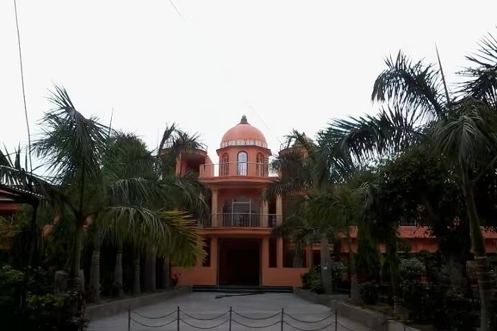 Mahatma Gandhi Post Graduate College, Narsinghpur campus in Narsinghpur, Madhya Pradesh, India
