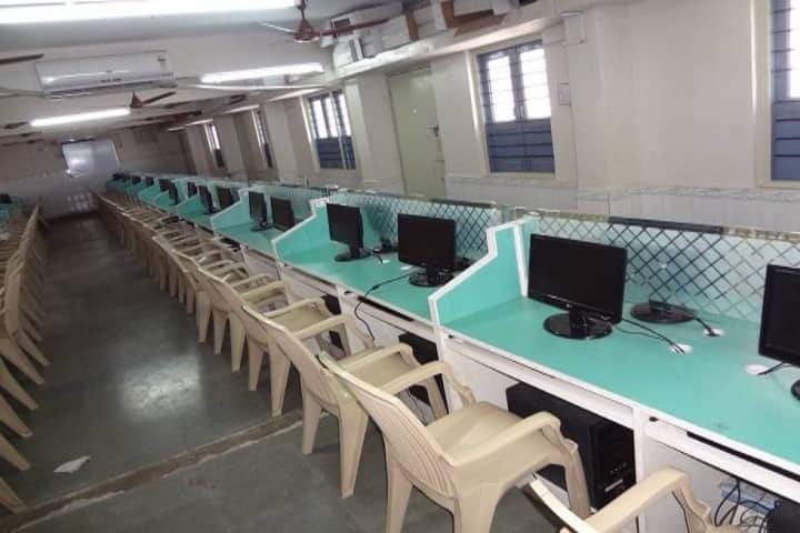 Smt ZS Patel College of Management and Technology campus in Surat, Gujarat, India — photo 3