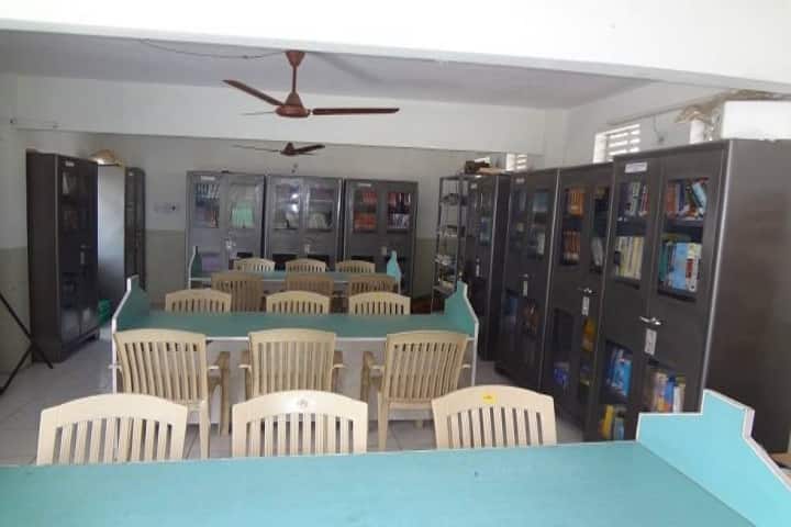 Smt ZS Patel College of Management and Technology campus in Surat, Gujarat, India — photo 4