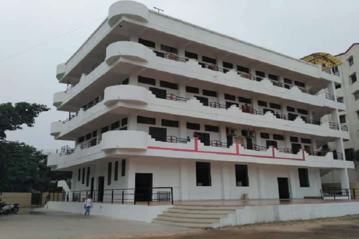 Shree PM Patel Institute of Business Administration campus in Anand, Gujarat, India — photo 1