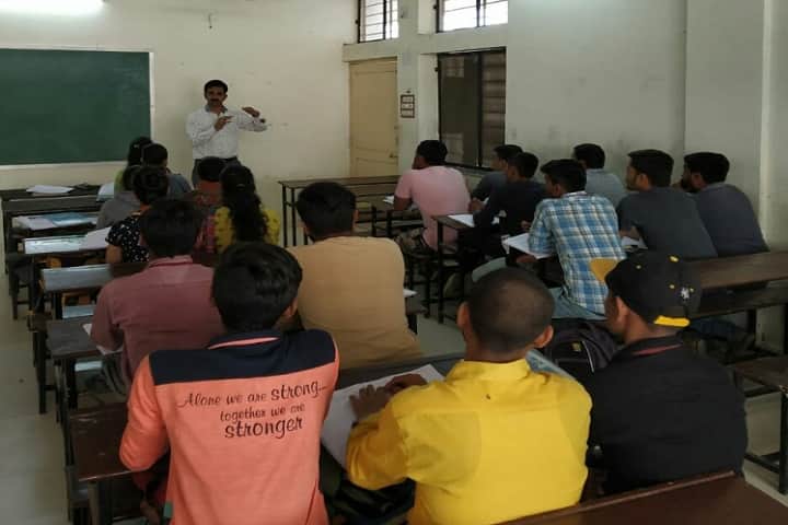 Shree PM Patel Institute of Business Administration campus in Anand, Gujarat, India — photo 3