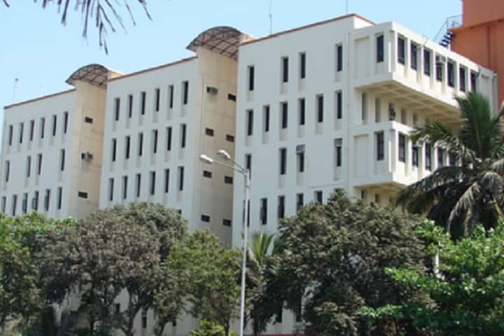 Lala Lajpat Rai College of Law campus in Mumbai, Maharashtra, India — photo 1