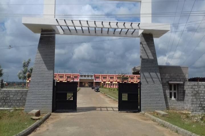 Sree Siddarameshwara Polytechnic campus in Tumkur, Karnataka, India — photo 2