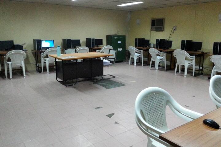 Sree Raja Rajeshwara Swamy Government Polytechnic campus in Karimnagar, Telangana, India — photo 4
