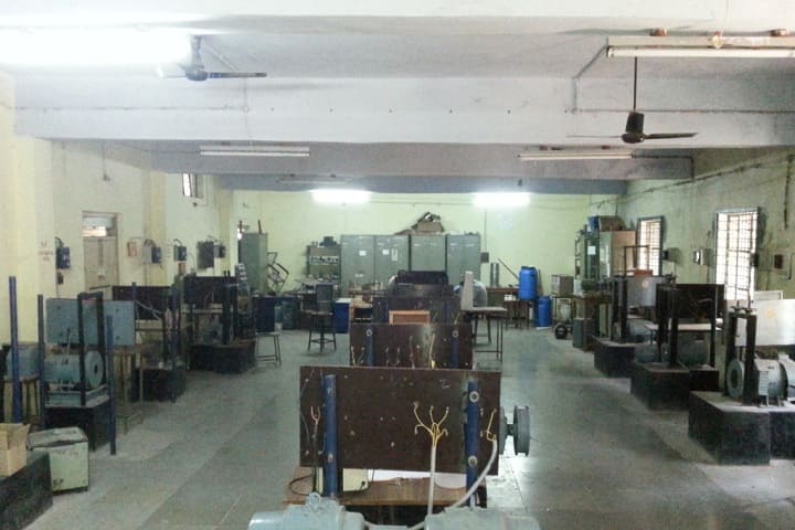 Sree Raja Rajeshwara Swamy Government Polytechnic campus in Karimnagar, Telangana, India — photo 5