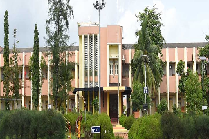 Sree Narayana Polytechnic College campus in Kollam, Kerala, India — photo 1
