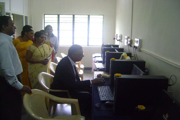 KLE Society's BV Bellad Law College campus in Belgaum, Karnataka, India — photo 6