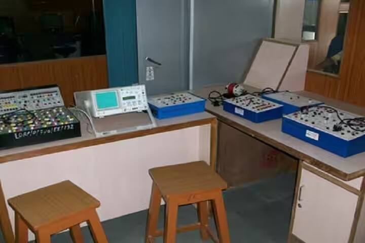 LDRP Institute of Technology and Research campus in Gandhinagar, Gujarat, India — photo 4