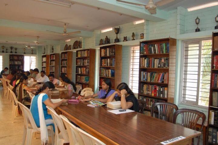Kerala Law Academy Law College campus in Thiruvananthapuram, Kerala, India — photo 4