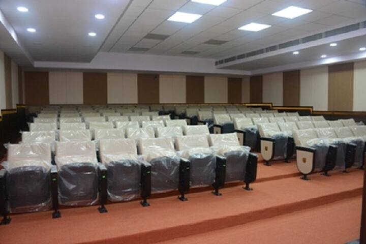 KES' Shri Jayantilal H Patel Law College campus in Mumbai, Maharashtra, India — photo 4