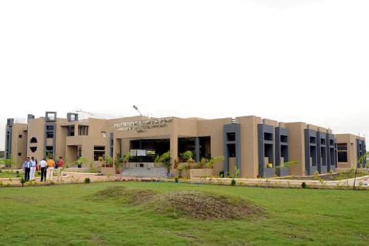 Polytechnic in Home Science, Junagadh Agricultural University, Amreli campus in Amreli, Gujarat, India