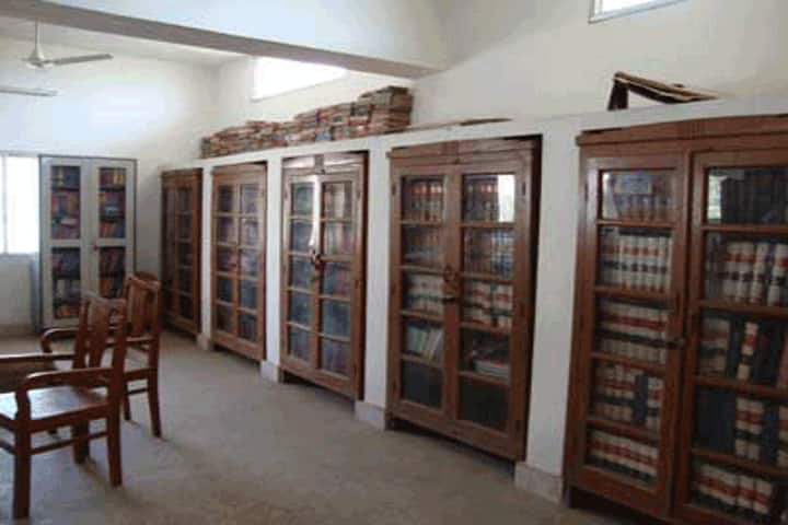 Kaushalendra Rao Law College campus in Bilaspur, Chhattisgarh, India — photo 5