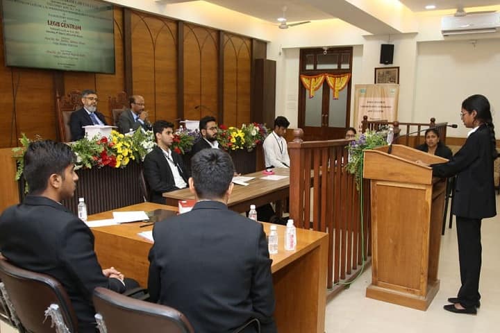 KC Law College campus in Mumbai, Maharashtra, India — photo 5
