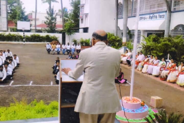 Kha Shri Govindrao Adik Law College campus in Shrirampur, Maharashtra, India — photo 6