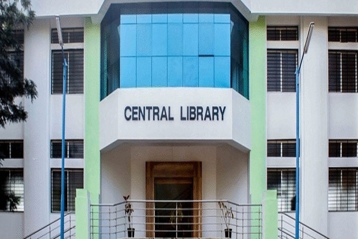 Dr Daulatrao Aher College of Engineering campus in Karad, Maharashtra, India — photo 4
