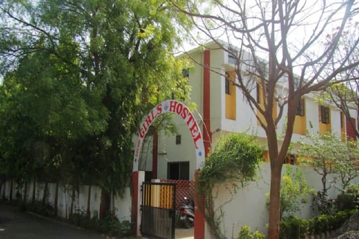 Godavari College of Engineering campus in Jalgaon, Maharashtra, India — photo 3