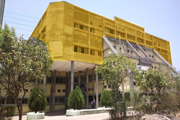 Vidyabharati College of Pharmacy campus in Amravati, Maharashtra, India — photo 1