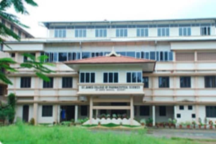 St James College of Pharmaceutical Sciences campus in Thrissur, Kerala, India — photo 2