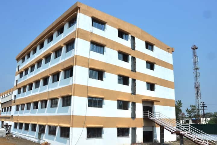 PR Pote Patil College of Pharmacy campus in Amravati, Maharashtra, India — photo 1