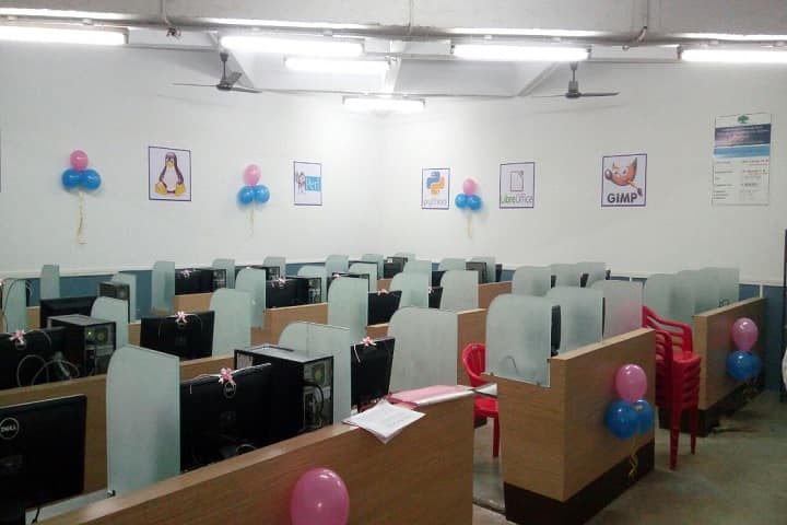 Karmaveer Bhaurao Patil College of Engineering campus in Satara, Maharashtra, India — photo 5