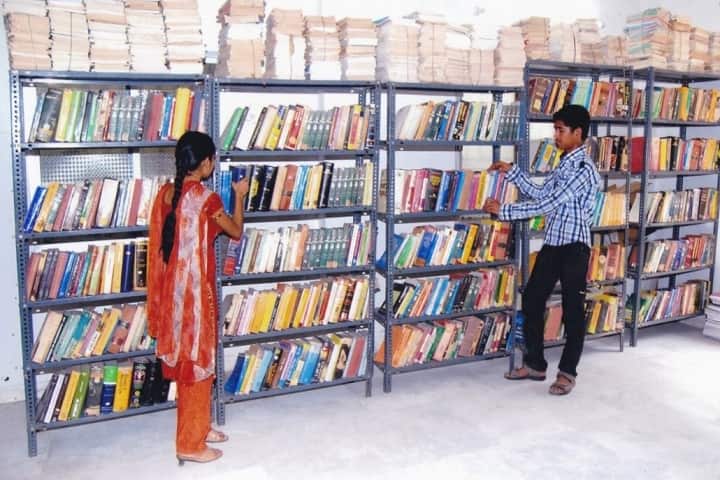 Justice Kumarayya College of Law campus in Karimnagar, Telangana, India — photo 6