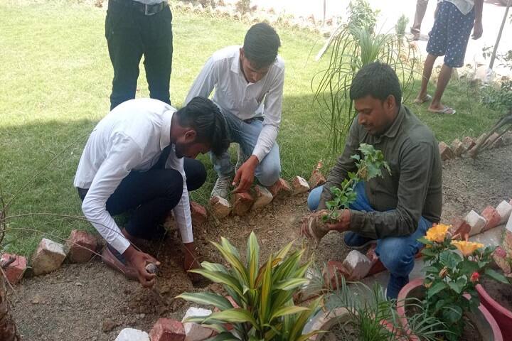 Juris Law College campus in Bargadi Magath, Uttar Pradesh, India — photo 6