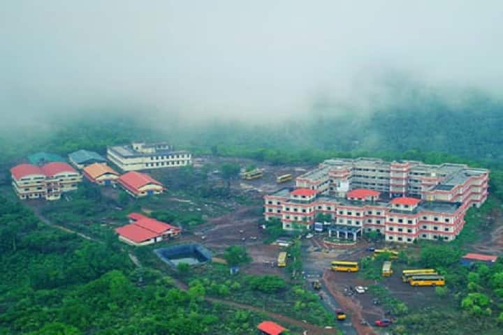 M-DIT Polytechnic College campus in Kozhikode, Kerala, India — photo 2