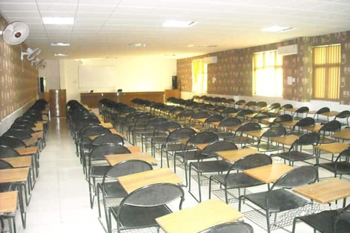 RV Northland Institute of Management campus in Greater Noida, Uttar Pradesh, India — photo 3