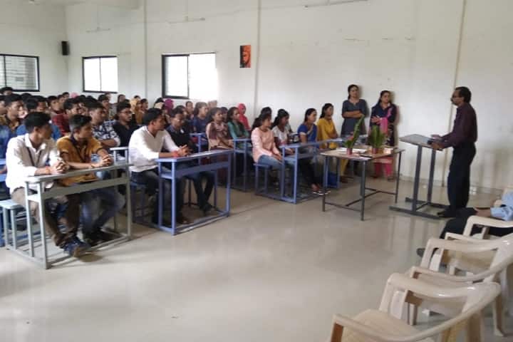 Shri Chamundamata Homoeopathic Medical College and Hospital campus in Jalgaon, Maharashtra, India — photo 2