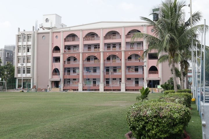 JG Institute of Law campus in Ahmedabad, Gujarat, India — photo 1