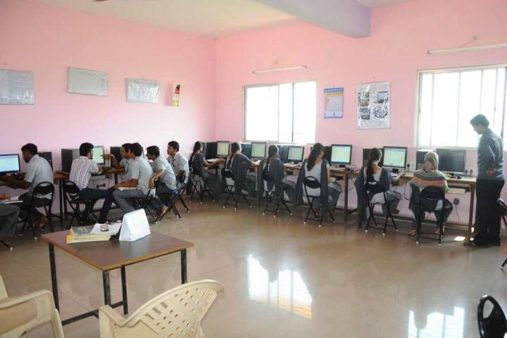 Sir M Visvesvaraya Polytechnic campus in Bellary, Karnataka, India — photo 4