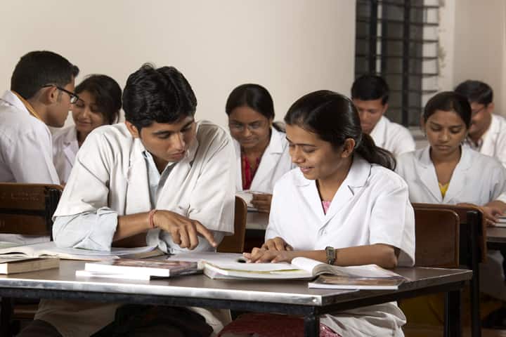 BLDE Association's Shri Sanganabasava Mahaswamiji College of Pharmacy and Research Centre campus in Vijayapura, Karnataka, India — photo 2