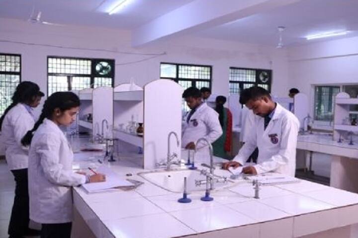 BN Pharmacy College campus in Lucknow, Uttar Pradesh, India — photo 4